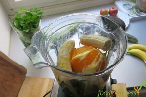 Aus Karottengrün wird Karotte und grün. Hauptsache Smoothie.